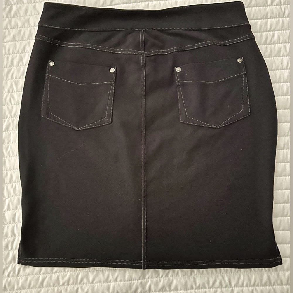 ATHLETA| Women’s size small| Stretch| Casual skirt |